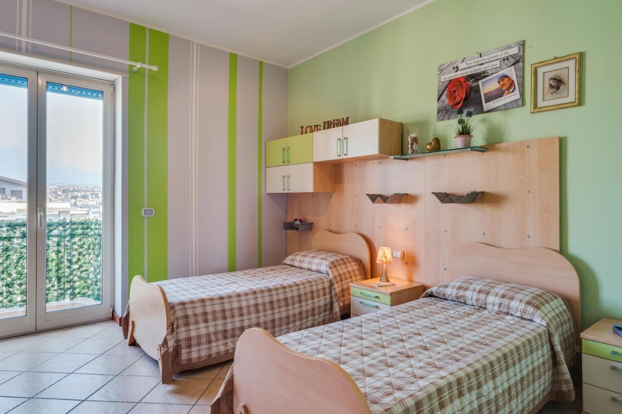 Roomy And Bright Apartment With Balconies X6 카타니아 외부 사진