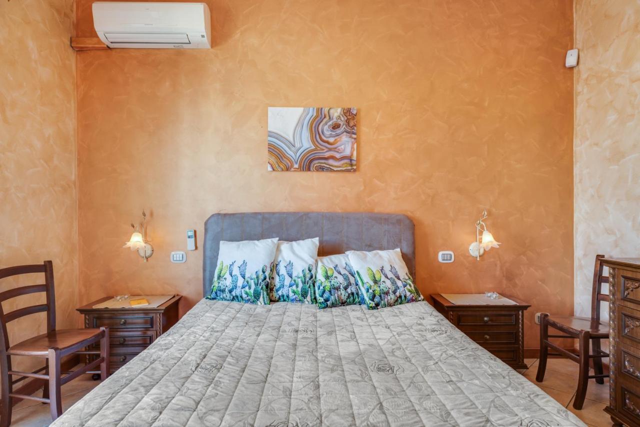 Roomy And Bright Apartment With Balconies X6 카타니아 외부 사진