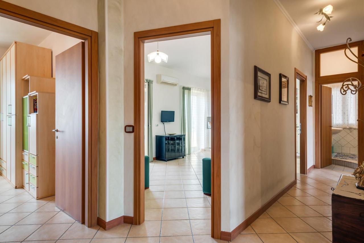 Roomy And Bright Apartment With Balconies X6 카타니아 외부 사진
